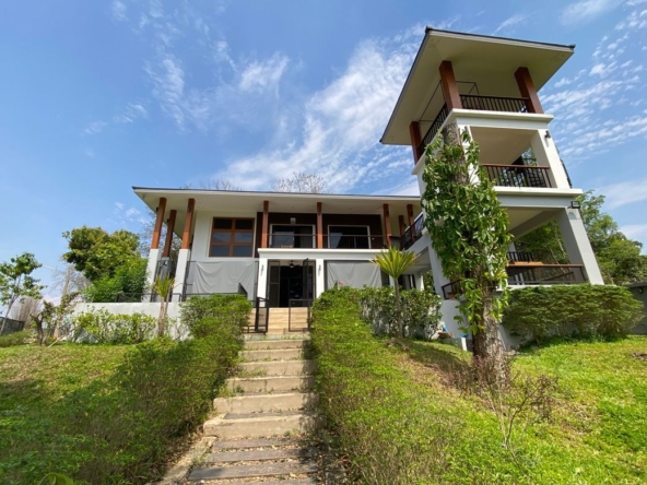 3 Bed House on the hill for sale in Huay Sai