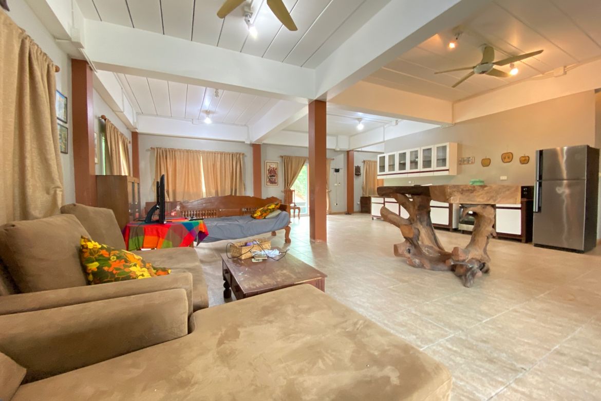5 bed house for sale in Mae Rim