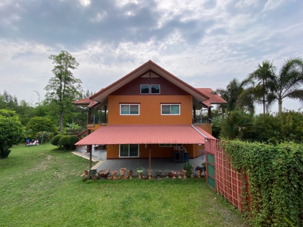 5 bed house for sale in Mae Rim