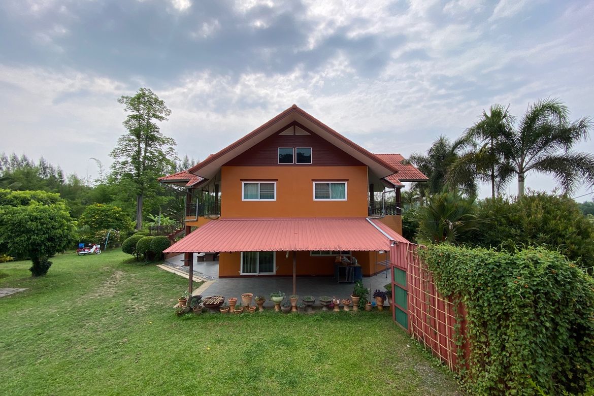 5 bed house for sale in Mae Rim