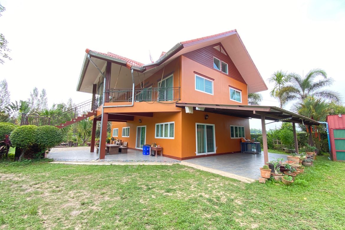 5 bed house for sale in Mae Rim