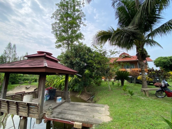 5 bed house for sale in Mae Rim