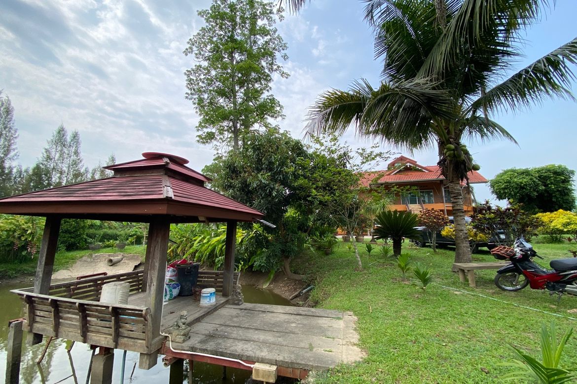 5 bed house for sale in Mae Rim