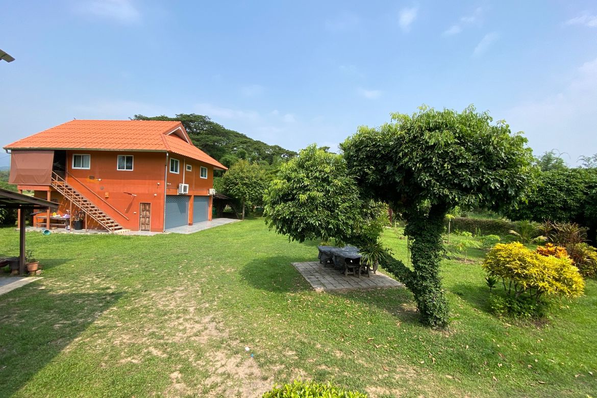 5 bed house for sale in Mae Rim