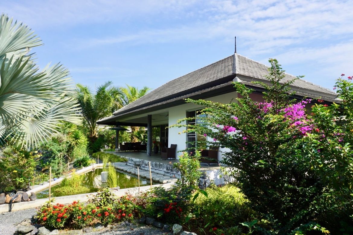 3 bed one storey house for sale in Mae Rim