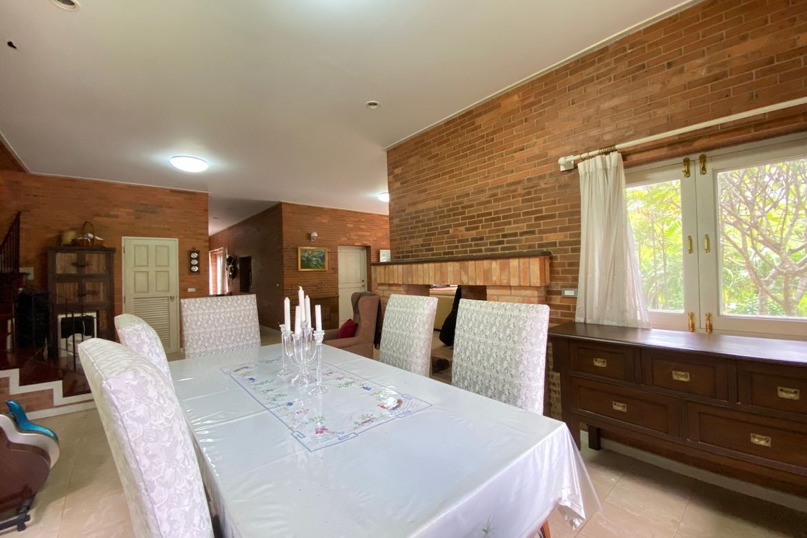 English country home for sale in Mae Rim