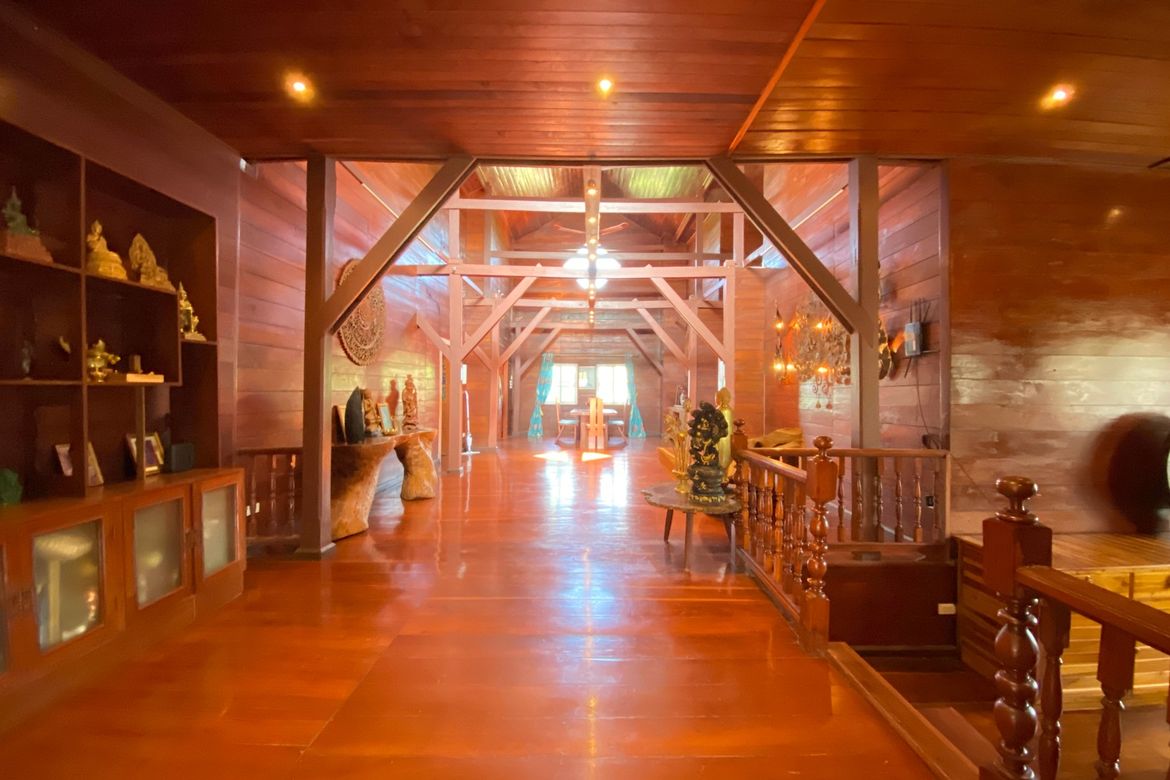 A beautiful teak wooden house for sale in Mae Taeng