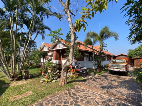 A beautiful teak wooden house for sale in Mae Taeng
