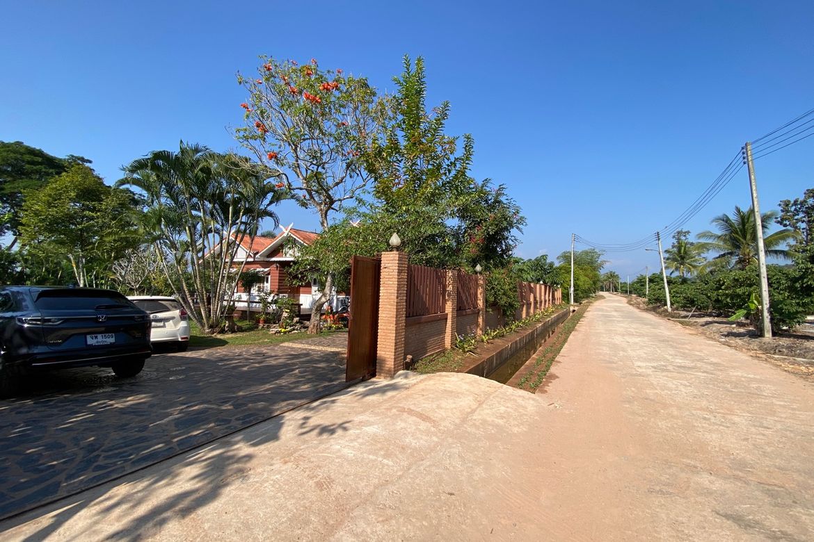 A beautiful teak wooden house for sale in Mae Taeng