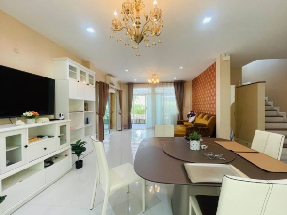 House for sale  Modern Lanna style in a quality project of Chiang Mai
