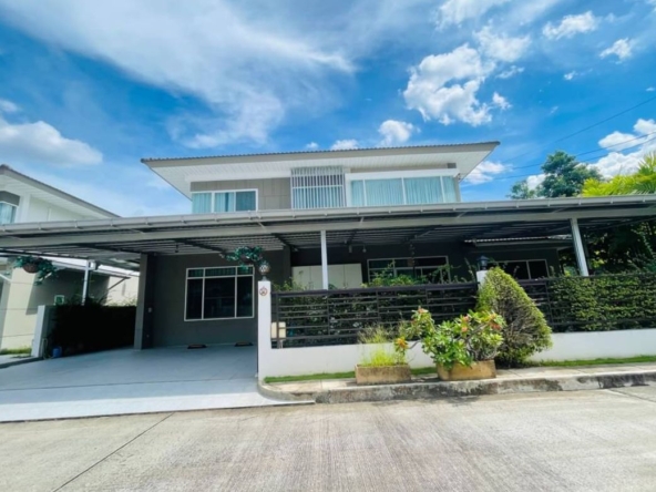House for sale  Modern Lanna style in a quality project of Chiang Mai