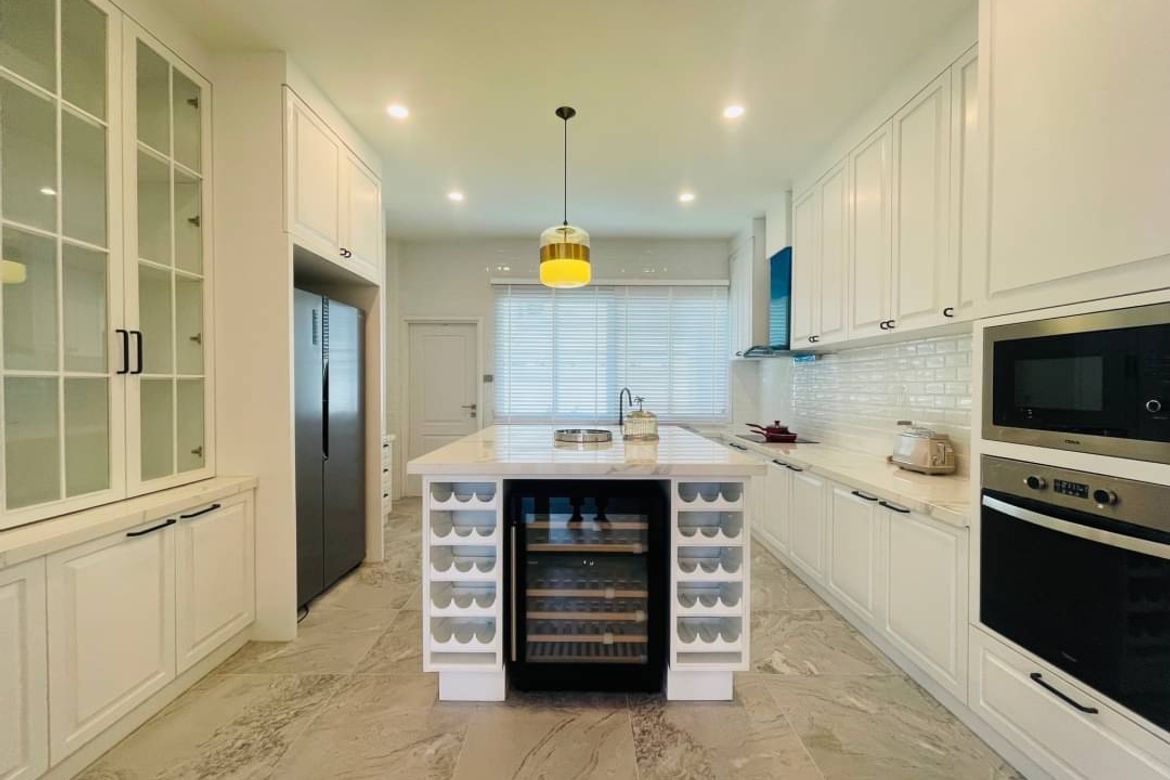 Modern Luxury style