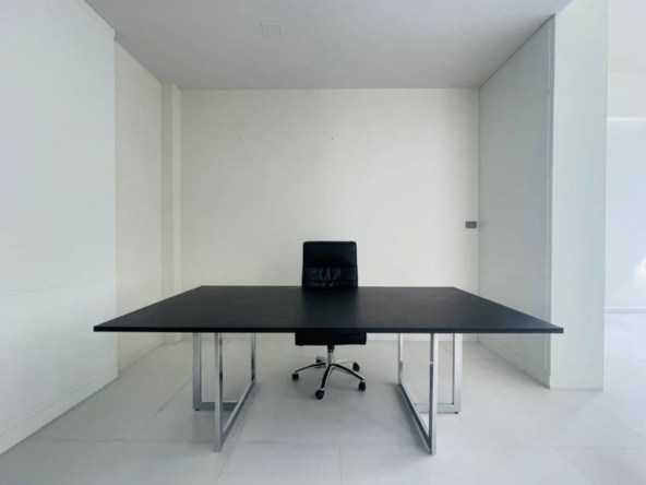 THE MINIMALUXE is different from all other residences within the development project. Created to foster a sense of zen- like calm