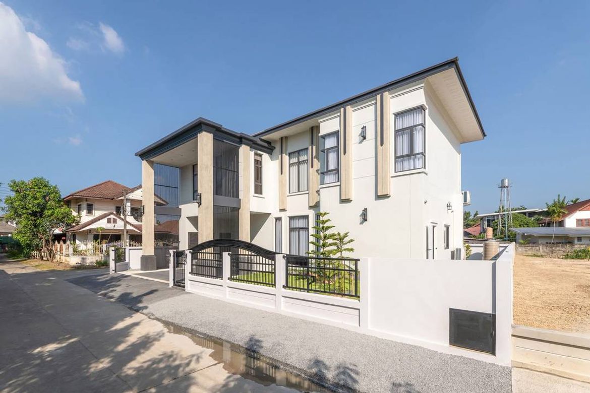 Modern classic style with swimming pool