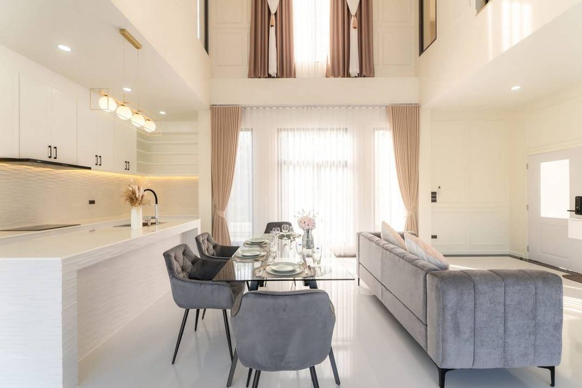 Modern classic style with swimming pool