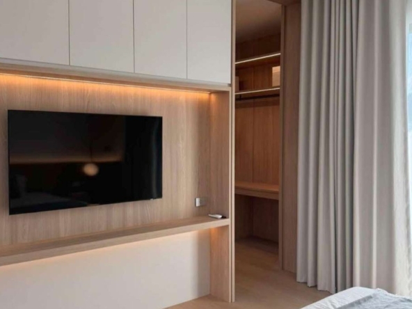 city location near the airport only 5 km. or travel from the airport in less than 10 minutes.-KMP-018547D