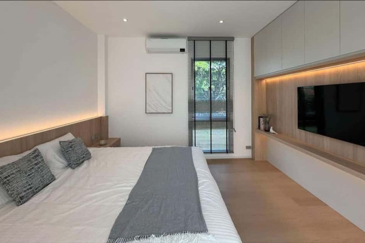 city location near the airport only 5 km. or travel from the airport in less than 10 minutes.-KMP-018547D