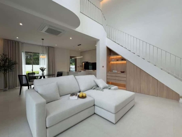city location near the airport only 5 km. or travel from the airport in less than 10 minutes.-KMP-018547D