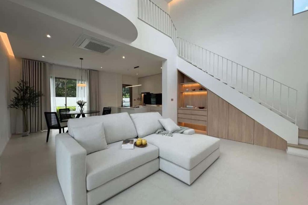 city location near the airport only 5 km. or travel from the airport in less than 10 minutes.-KMP-018547D