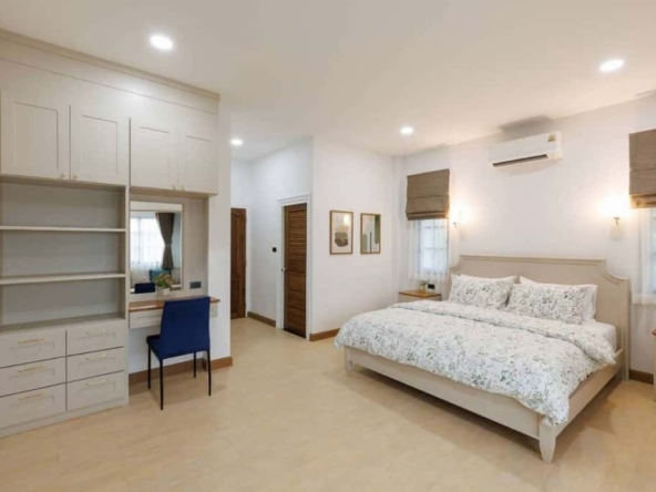 Single house for sale