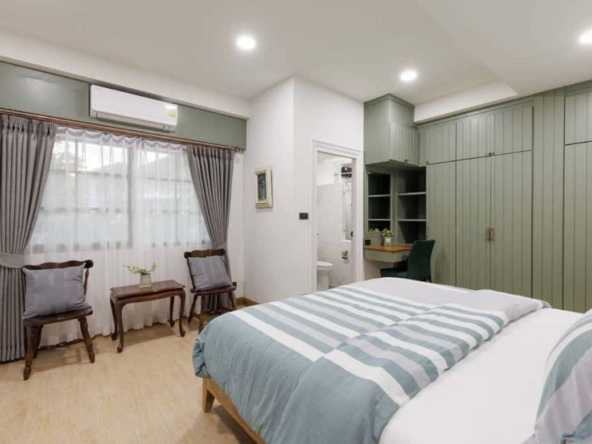 5 bedrooms