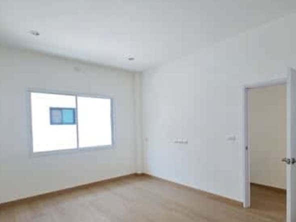 just 8 minutes from Maya Mall-KMP-HSMC8703D