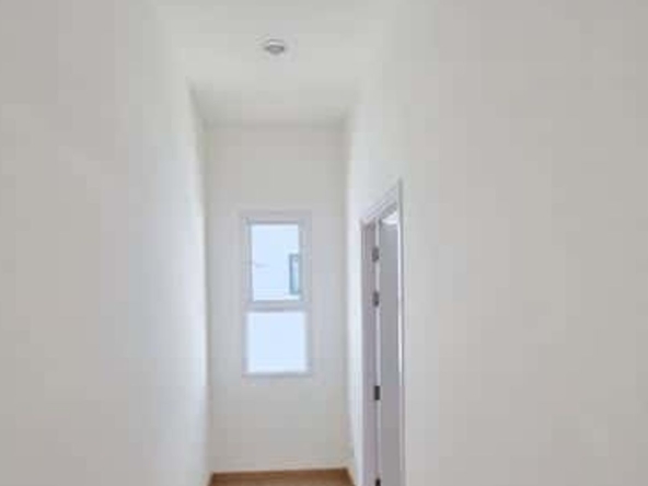 just 8 minutes from Maya Mall-KMP-HSMC8703D