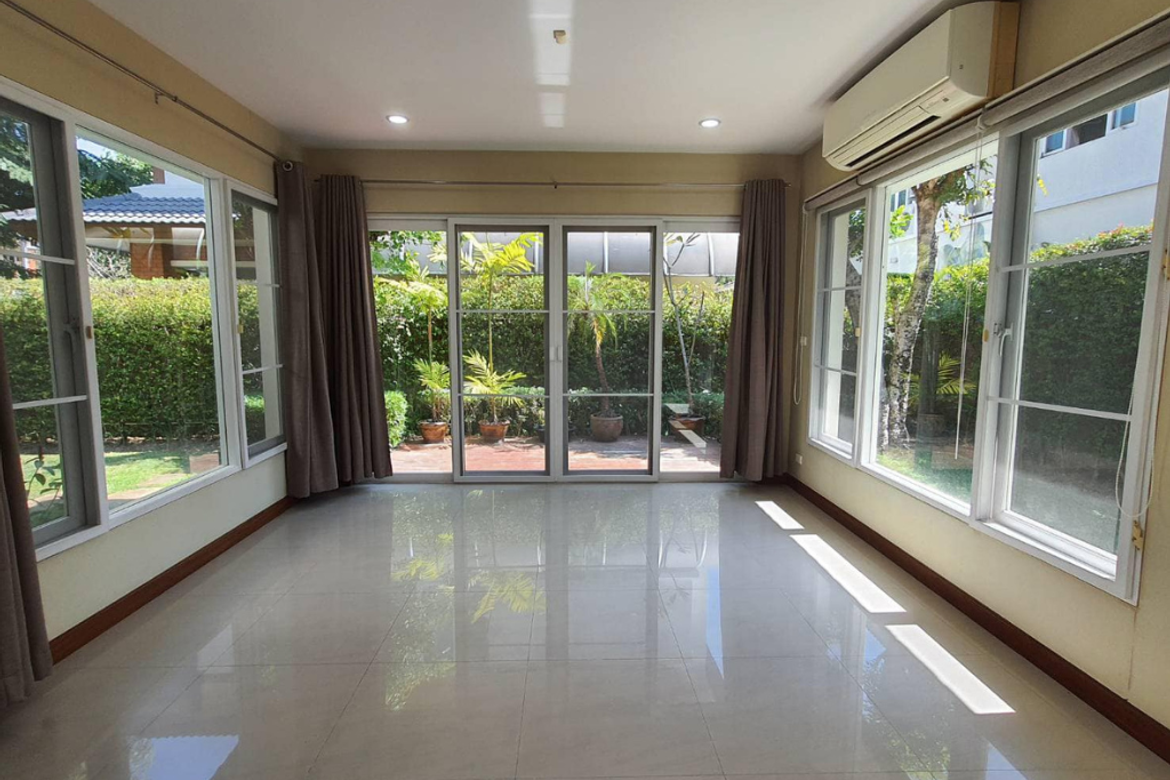 3Bedrooms