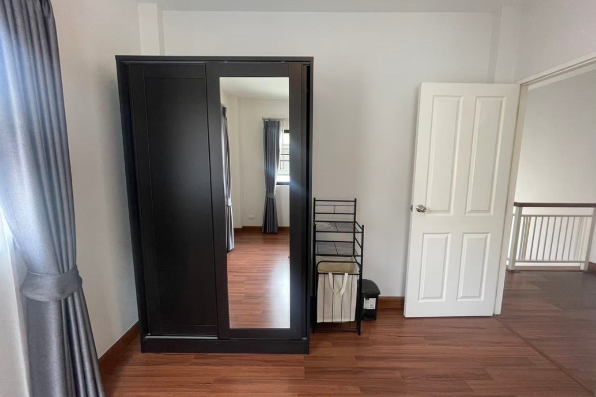 3Bedrooms