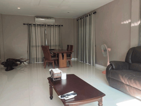 3 Bedrooms