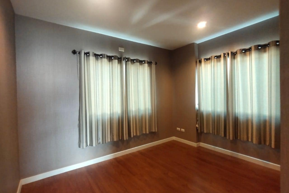 3 Bedrooms