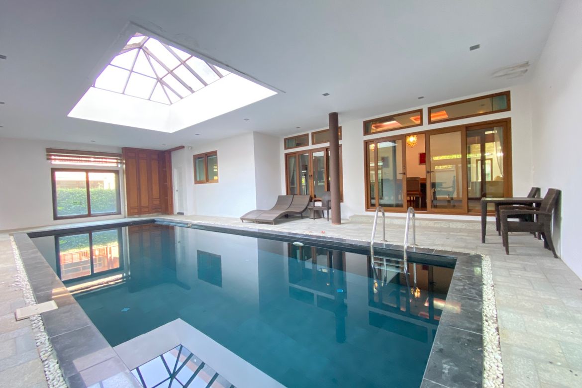 Luxurious home with private pool for sale in Hang Dong