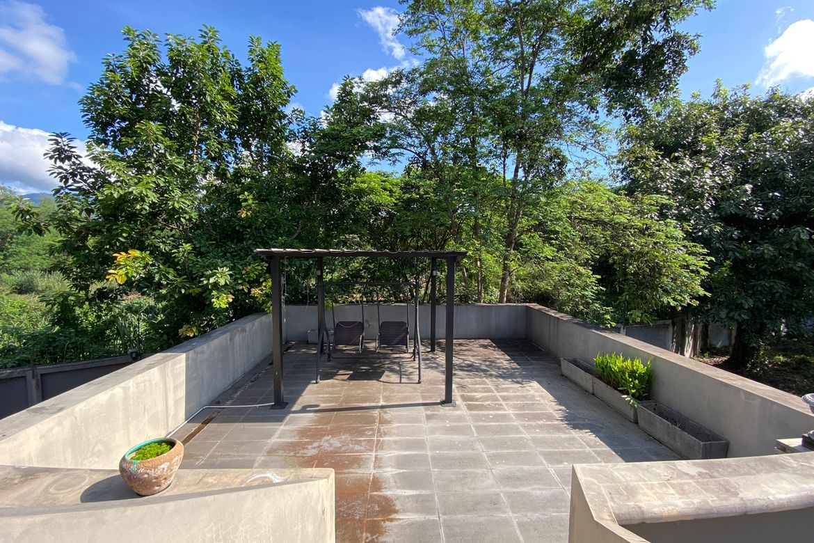 Luxurious home with private pool for sale in Hang Dong