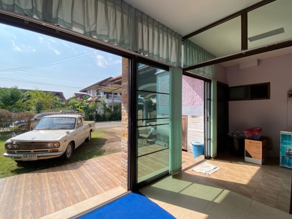 A family home 4 bed for sale in Muang Chiang Mai-P-PHS1055