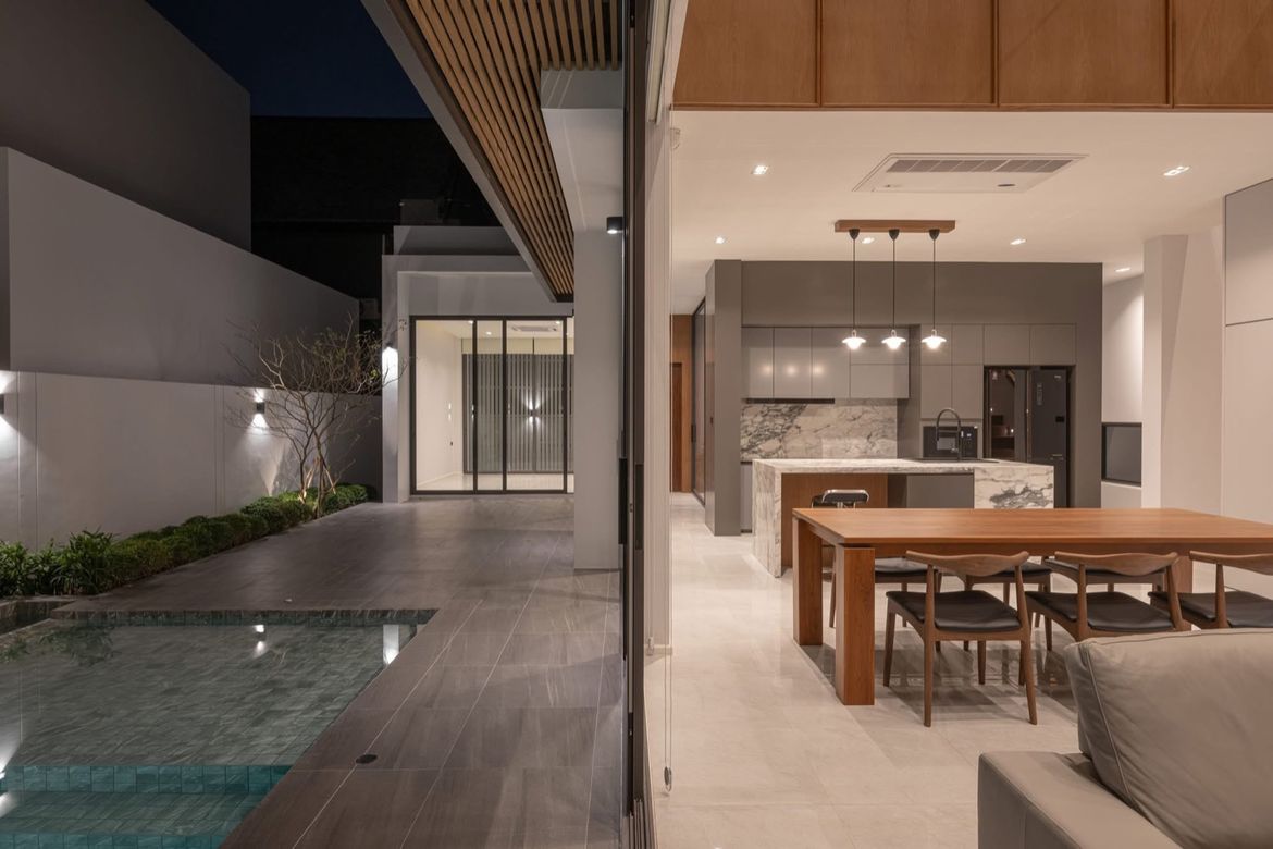 3 Bedroom Modern Pool Villa for Sale in Muang Chiang Mai-P-PHS1083
