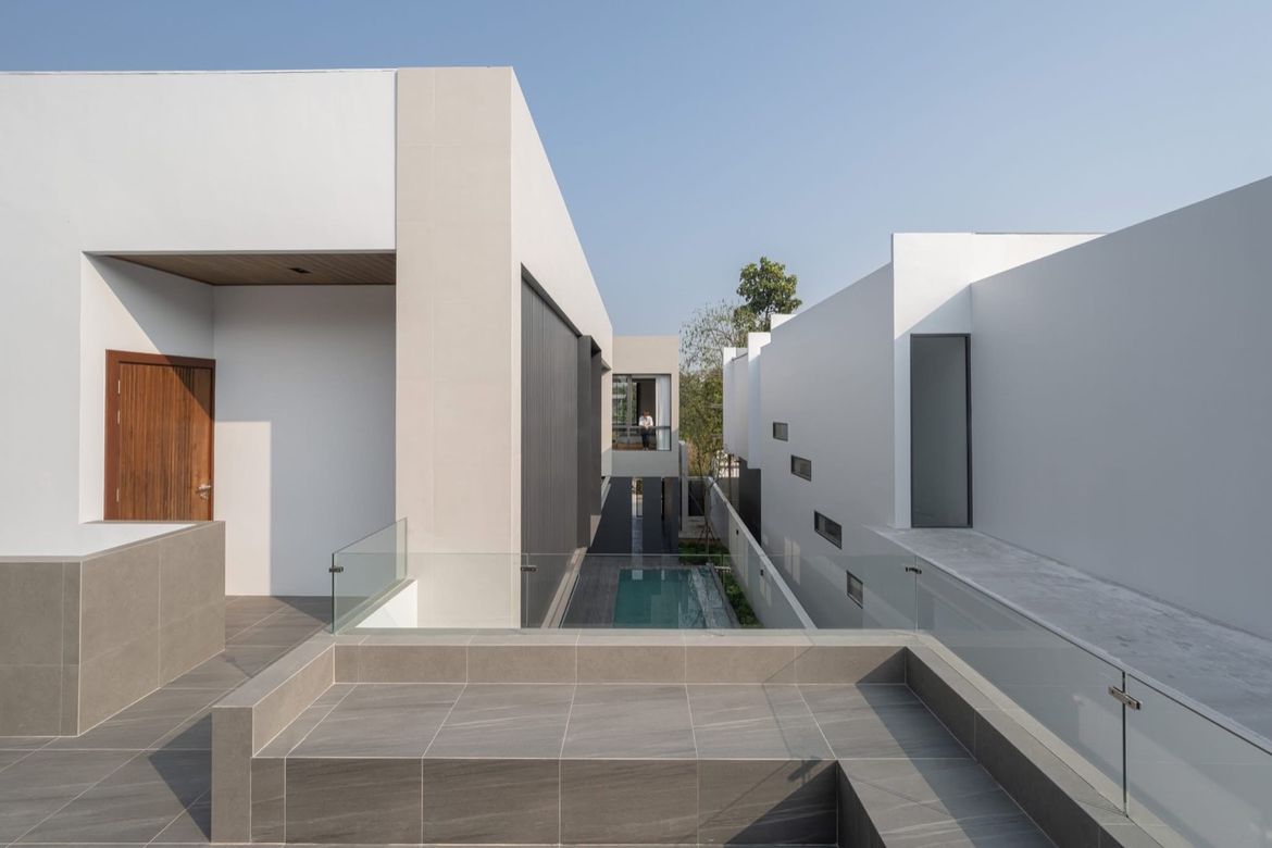 3 Bedroom Modern Pool Villa for Sale in Muang Chiang Mai-P-PHS1083