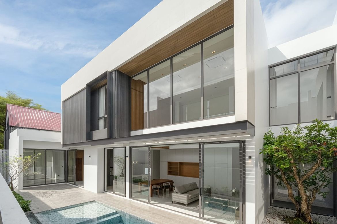 3 Bedroom Modern Pool Villa for Sale in Muang Chiang Mai-P-PHS1083