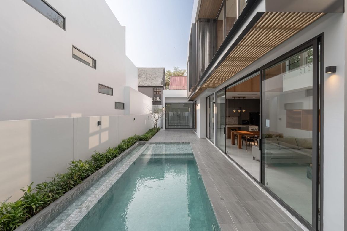 3 Bedroom Modern Pool Villa for Sale in Muang Chiang Mai-P-PHS1083