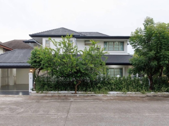 Beautifully Landscaped 5 Bedroom House for Sale in Hang Dong-P-PHS1103