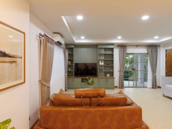 Beautifully Landscaped 5 Bedroom House for Sale in Hang Dong-P-PHS1103