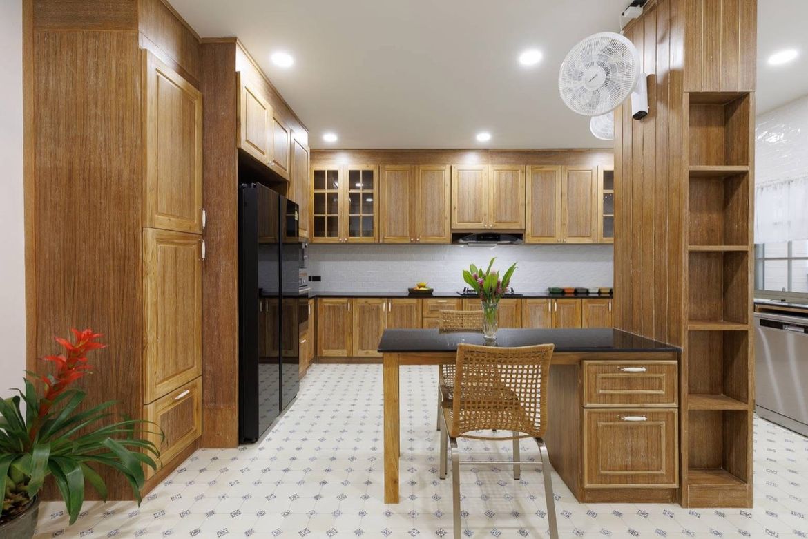 Beautifully Landscaped 5 Bedroom House for Sale in Hang Dong-P-PHS1103