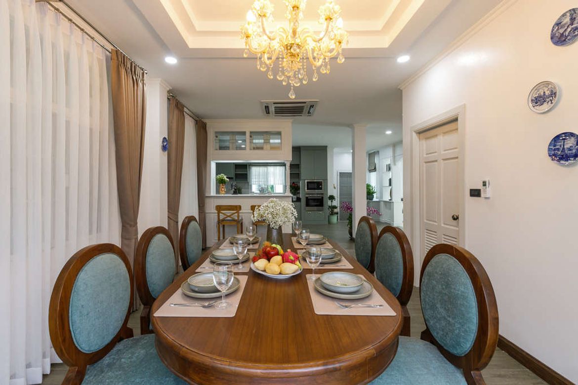 5 Bedroom House for sale-KMP-HSSK6002