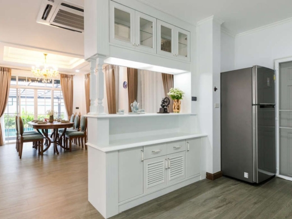 5 Bedroom House for sale-KMP-HSSK6002