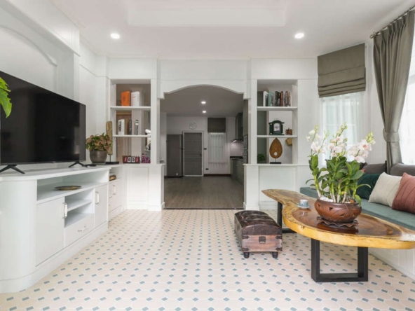 5 Bedroom House for sale-KMP-HSSK6002