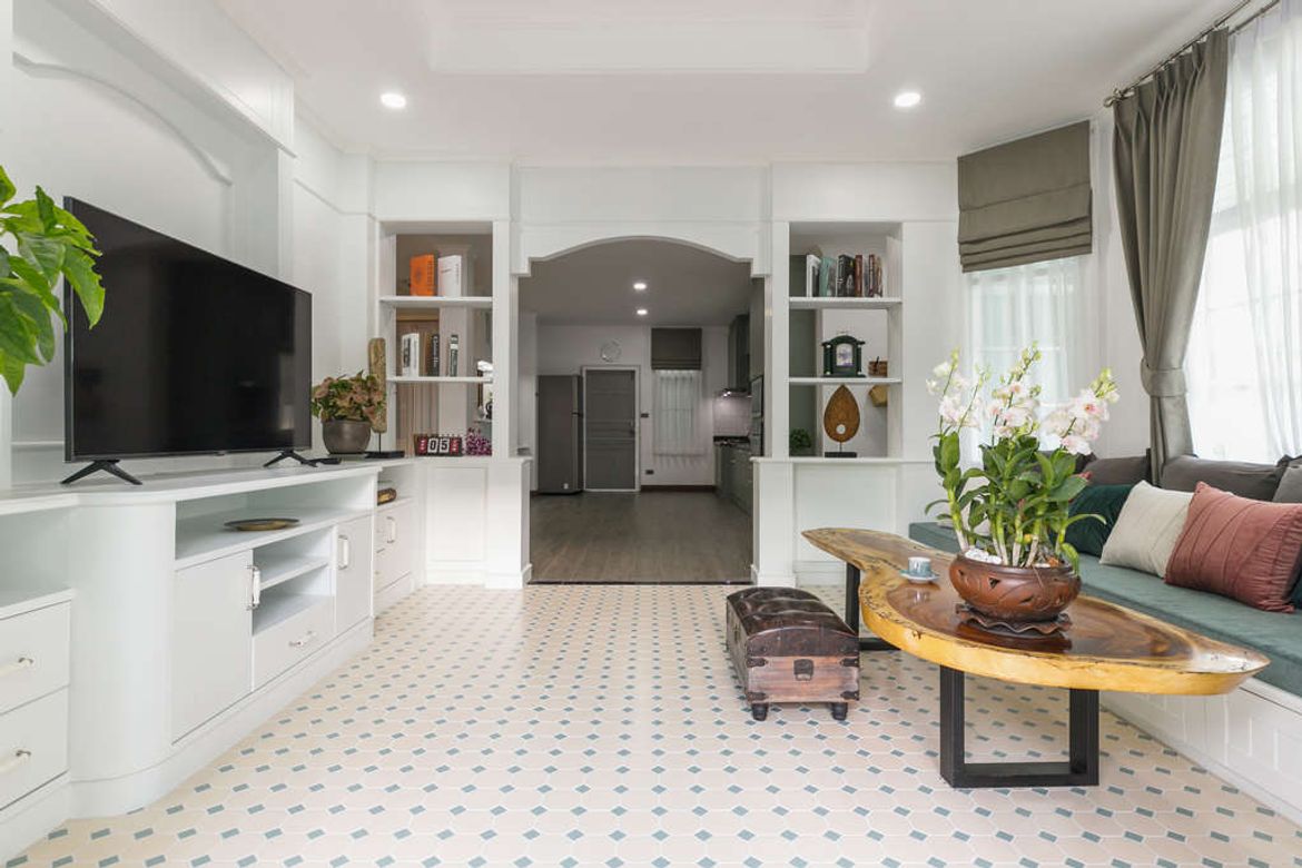 5 Bedroom House for sale-KMP-HSSK6002
