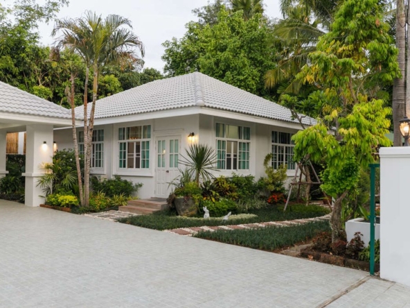 5 Bedroom House for sale-KMP-HSSK6002