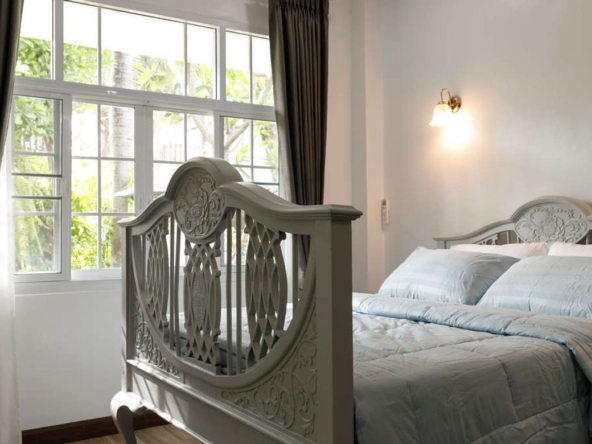 5 Bedroom House for sale-KMP-HSSK6002