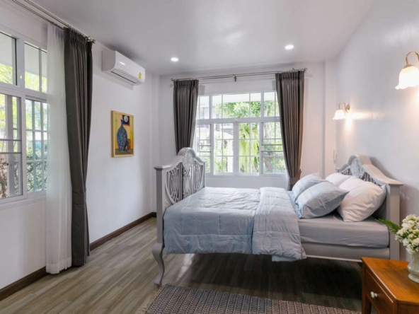 5 Bedroom House for sale-KMP-HSSK6002