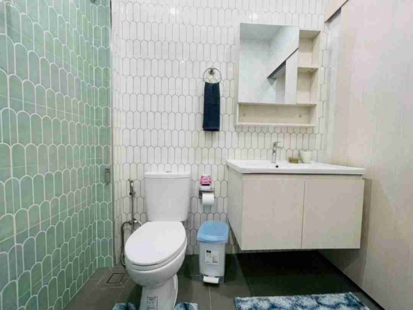 Fully furnished and electrical appliances-CMB-CMB04837