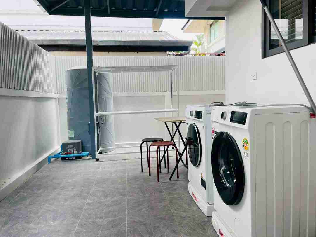 Fully furnished and electrical appliances-CMB-CMB04837